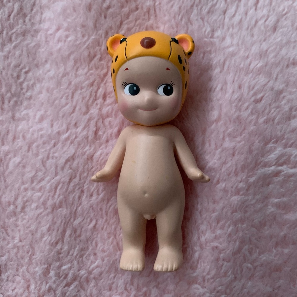 cheetah sonny angel